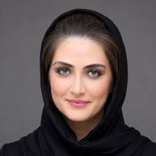 ساخت عکس با تابلوی نقاشی سیاه قلم با هوش مصنوعی با تصویر الناز ملک